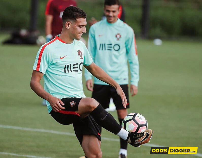 Portugal’s football players prepare for the face-off against Hungary