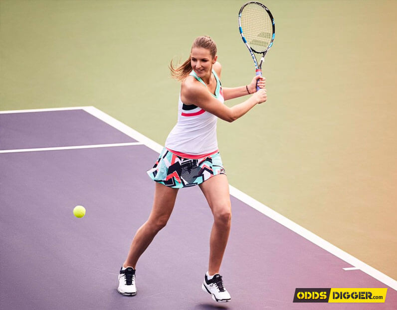 Karolina Pliskova on the court